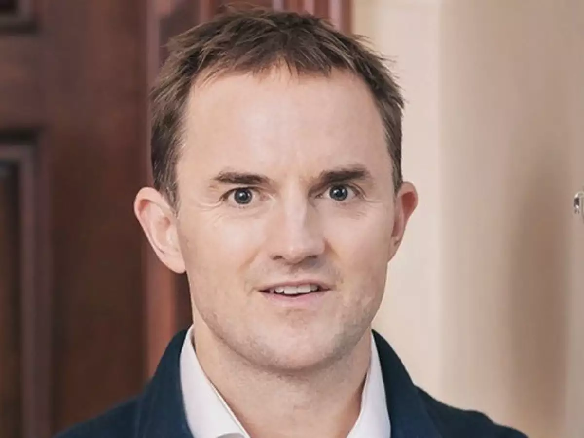亿万富豪Chase Coleman重仓股票全解析：谁将成为下一个十年赢家？