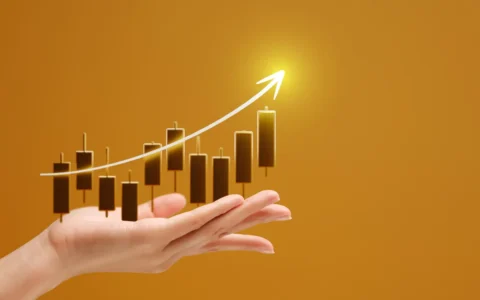 S&P 500 高位震荡之下：三大“长期稳增长”美股值得长期持有——Costco、Amazon、Uber 深度解析