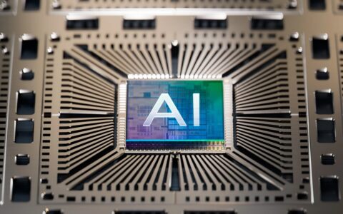 AI基础设施爆发：4只明星股领跑7万亿美元投资浪潮