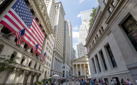 “价值洼地”中的双雄：任天堂与Portillo’s为何是当前市场中的隐藏优选？