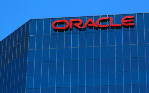 58 倍市盈率背后：Oracle 如何冲击 5,800 亿美元云基础设施市场